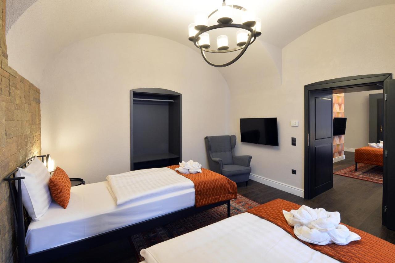 1552 Boutique Hotel Эгер Экстерьер фото