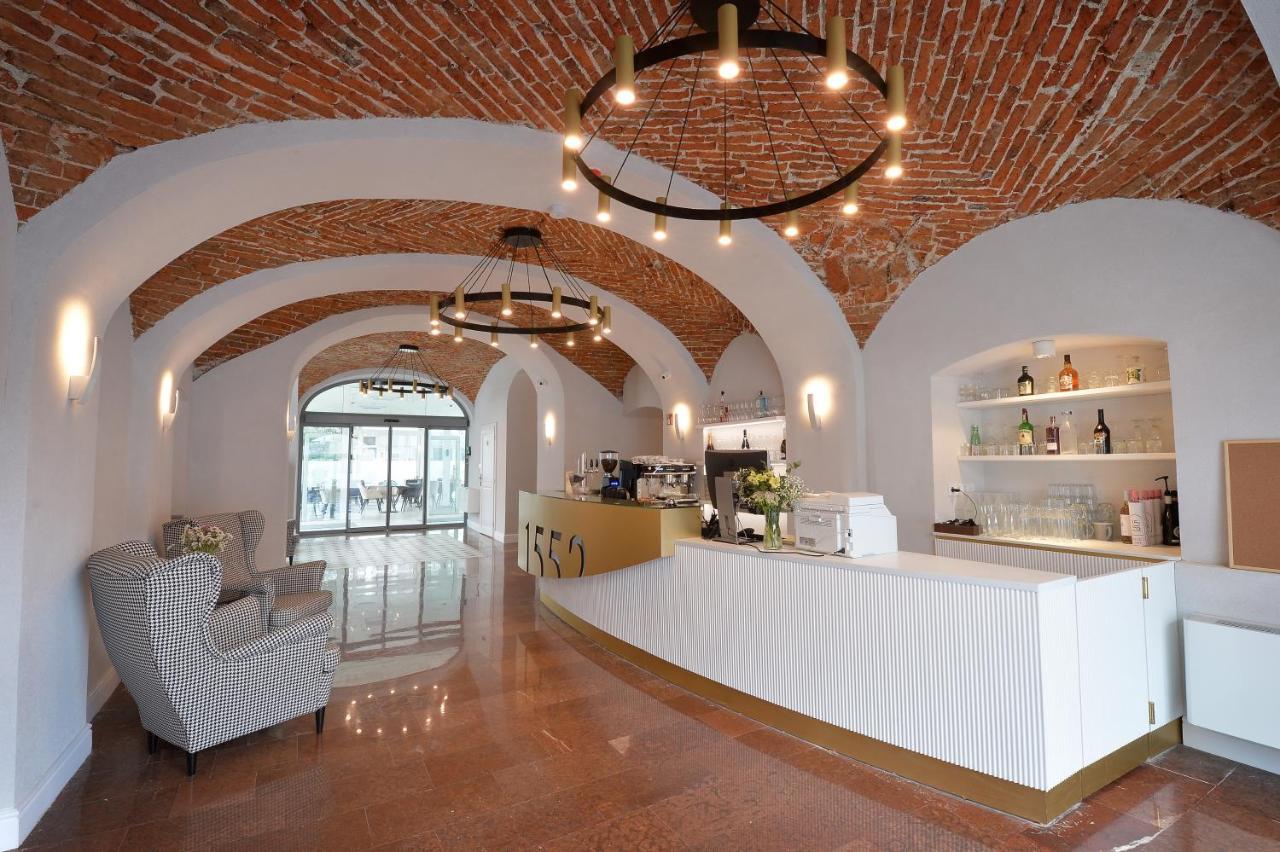 1552 Boutique Hotel Эгер Экстерьер фото