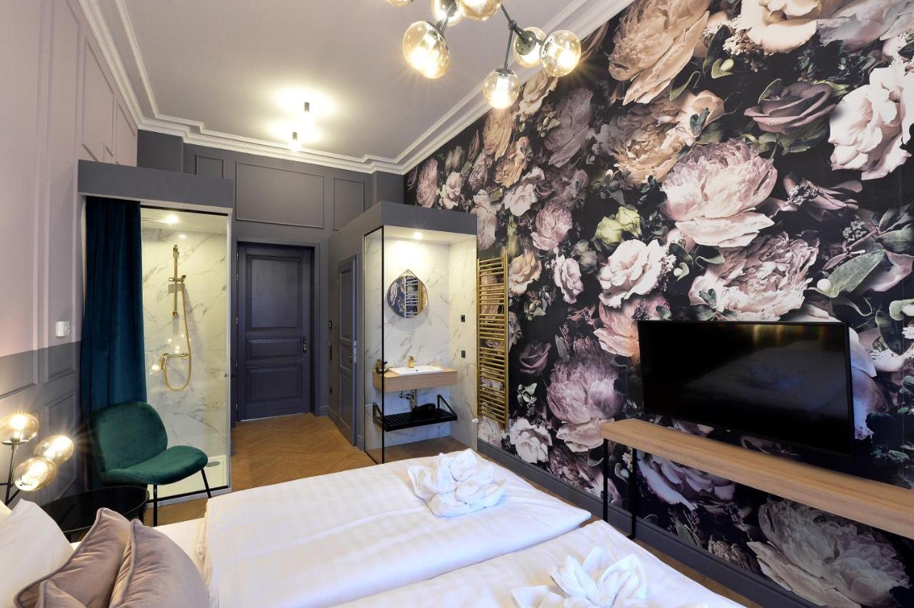1552 Boutique Hotel Эгер Экстерьер фото