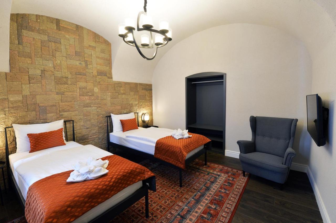 1552 Boutique Hotel Эгер Экстерьер фото