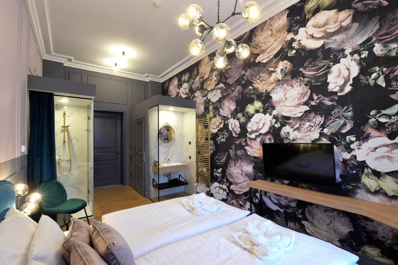 1552 Boutique Hotel Эгер Экстерьер фото