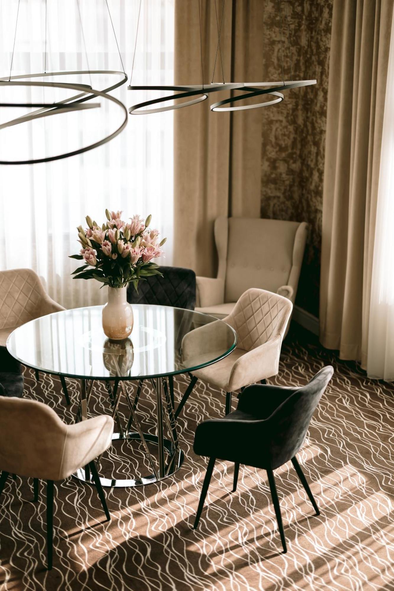 1552 Boutique Hotel Эгер Экстерьер фото